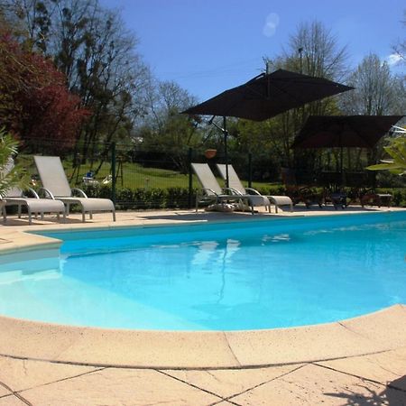 Le Logis Du Pressoir Chambre D'Hotes Bed & Breakfast In Beautiful 18Th Century Estate In The Heart Of The Loire Valley With Heated Pool And Extensive Grounds Bed and Breakfast Les Bois-d'Anjou Eksteriør billede