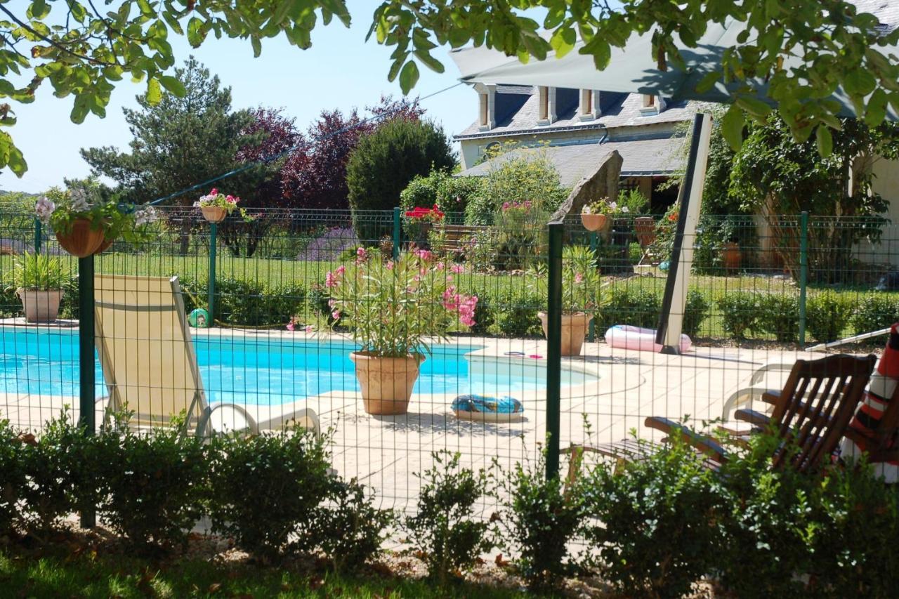 Le Logis Du Pressoir Chambre D'Hotes Bed & Breakfast In Beautiful 18Th Century Estate In The Heart Of The Loire Valley With Heated Pool And Extensive Grounds Bed and Breakfast Les Bois-d'Anjou Eksteriør billede